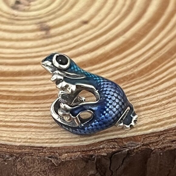 Pandora Metallic Blue Gecko Charm - Picture 5 of 6